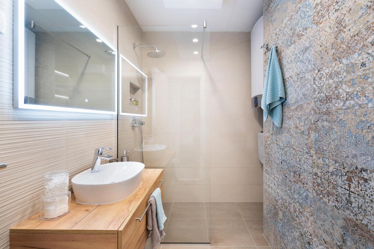 Luxflat20 Apartment Rijeka Ngoại thất bức ảnh