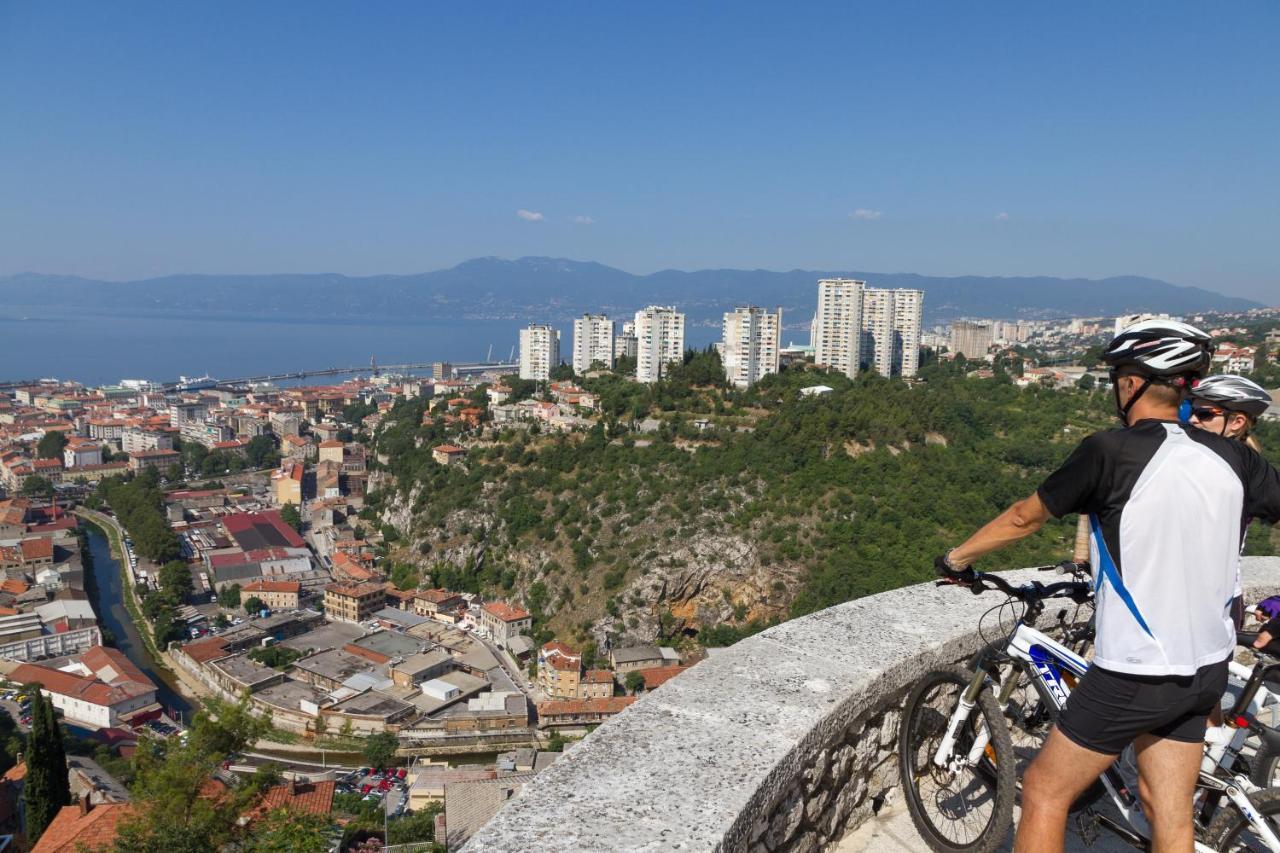 Luxflat20 Apartment Rijeka Ngoại thất bức ảnh